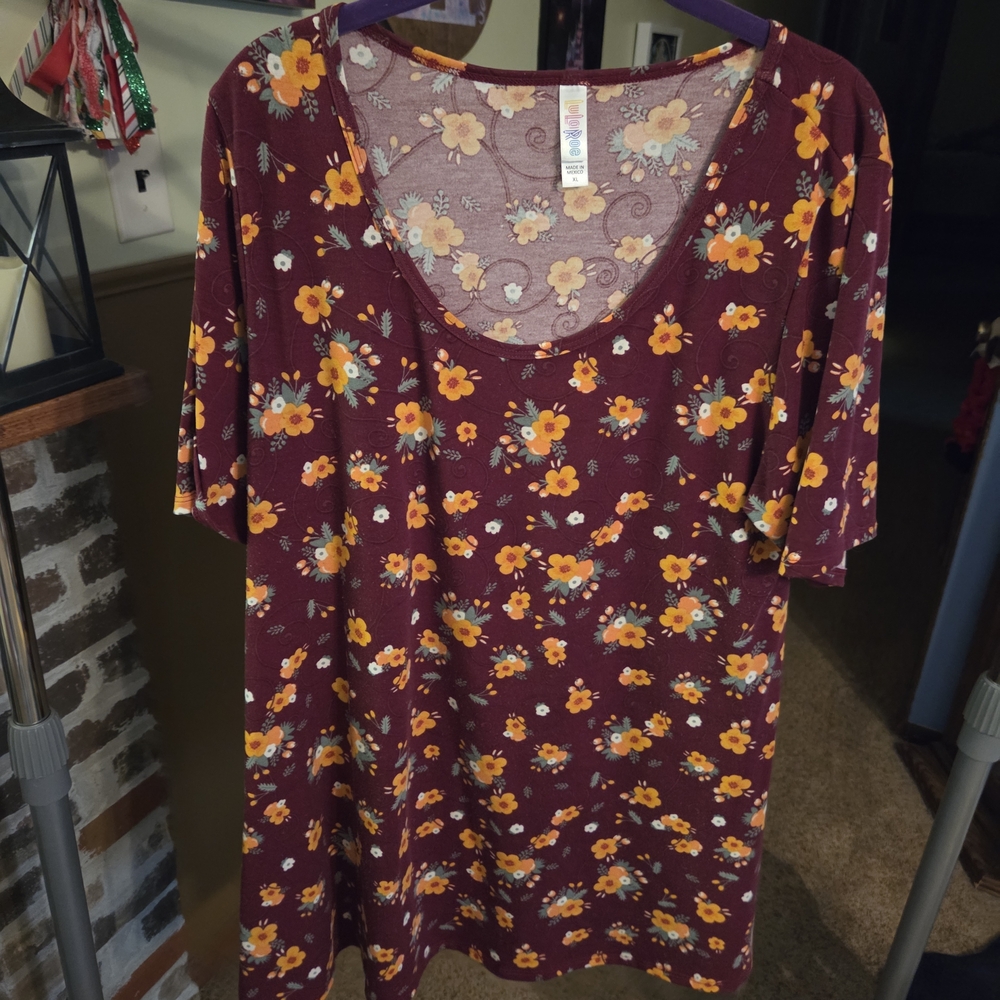 LuLaRoe Burgundy Floral Scoop Neck Tunic